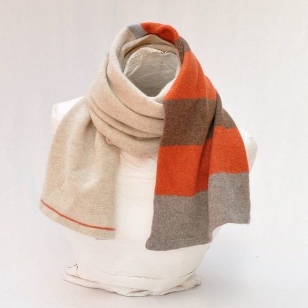robin scarf