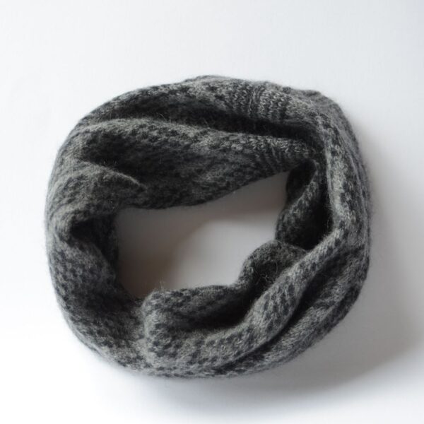 cashmere cowl charcoal 3