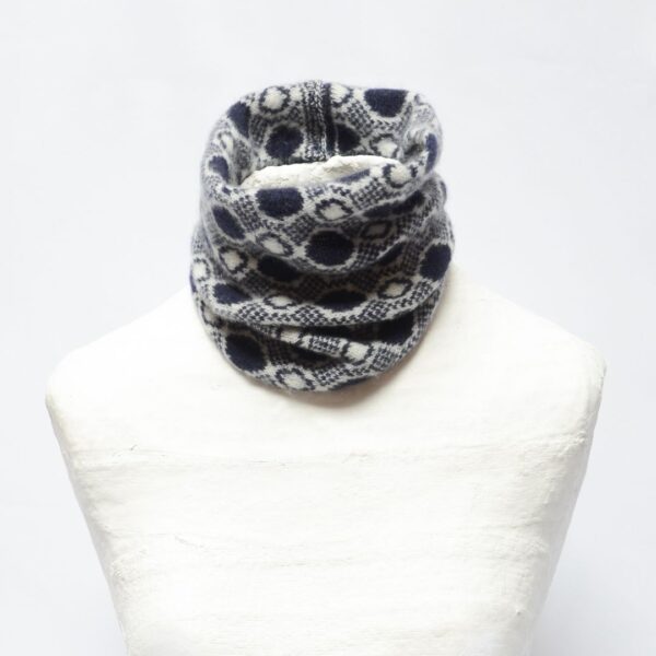 navy pebble cashmere cowl 1